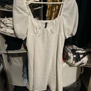H&M White Puff Sleeve Dress